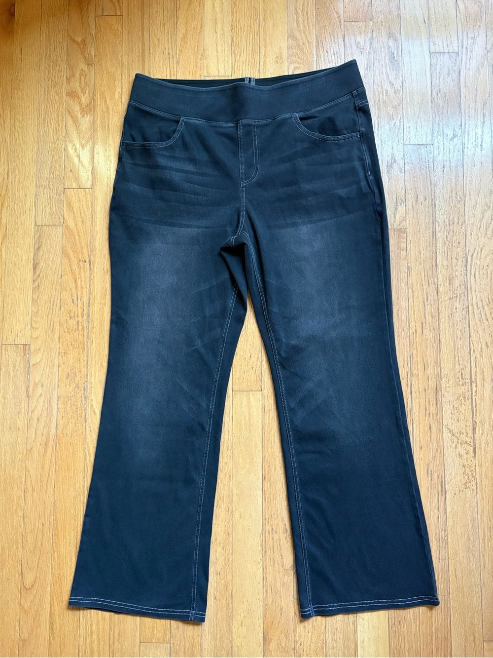 HALARA Flex™ High Waisted Bootcut Jeans in Washed Black - Size 1X